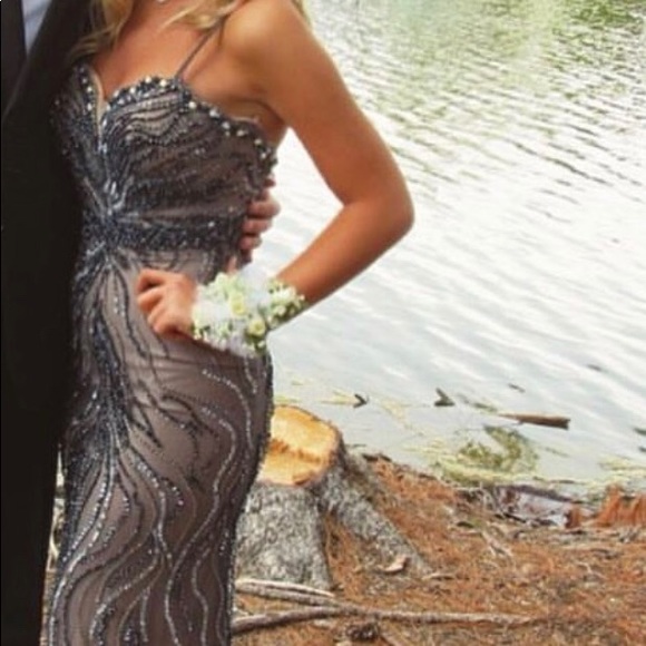 prom dress - Picture 1 of 2